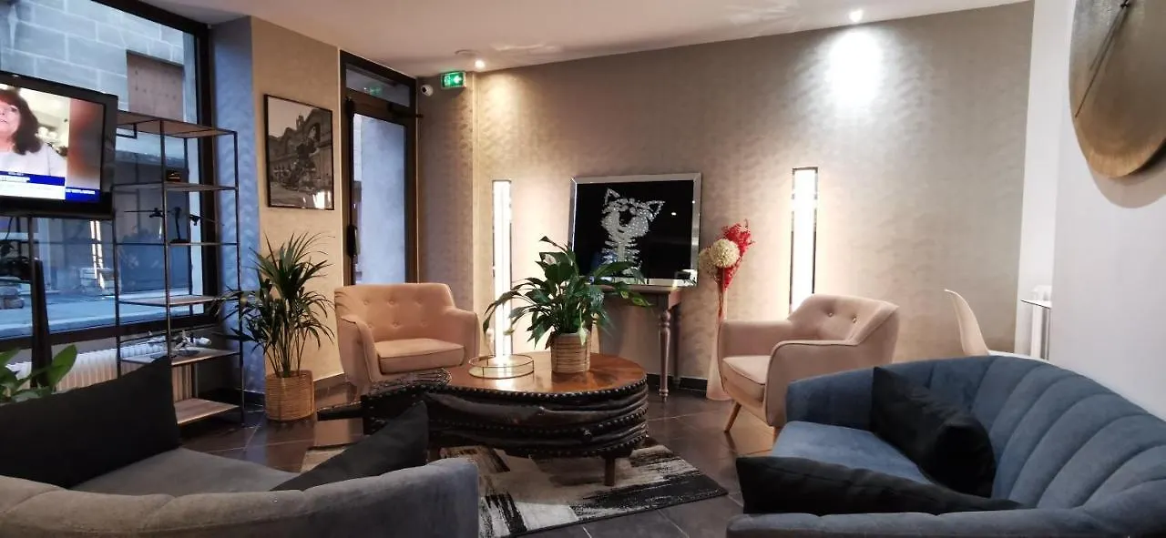 **  פריז Hotel Du Maine צרפת