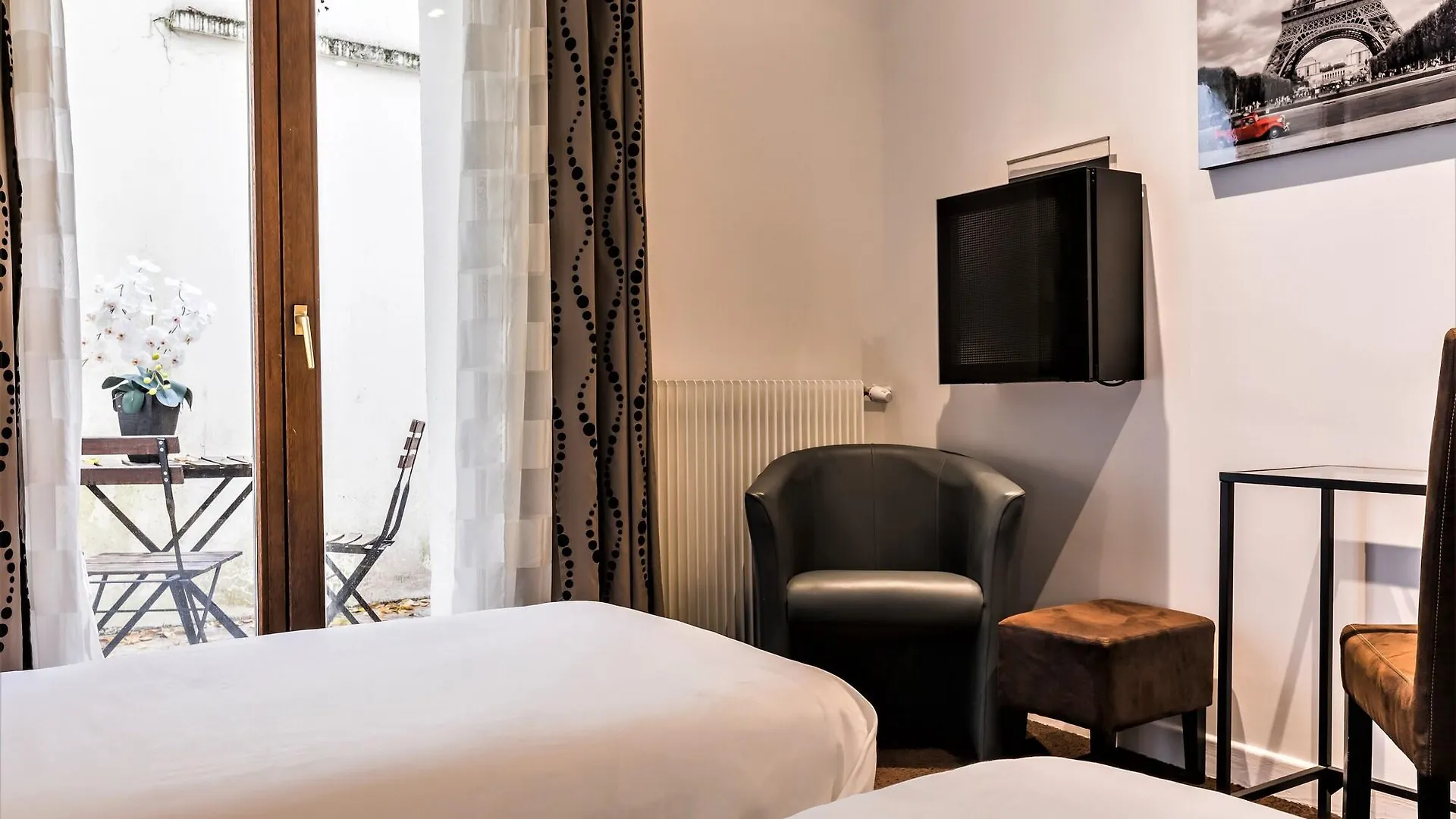 פריז Hotel Du Maine