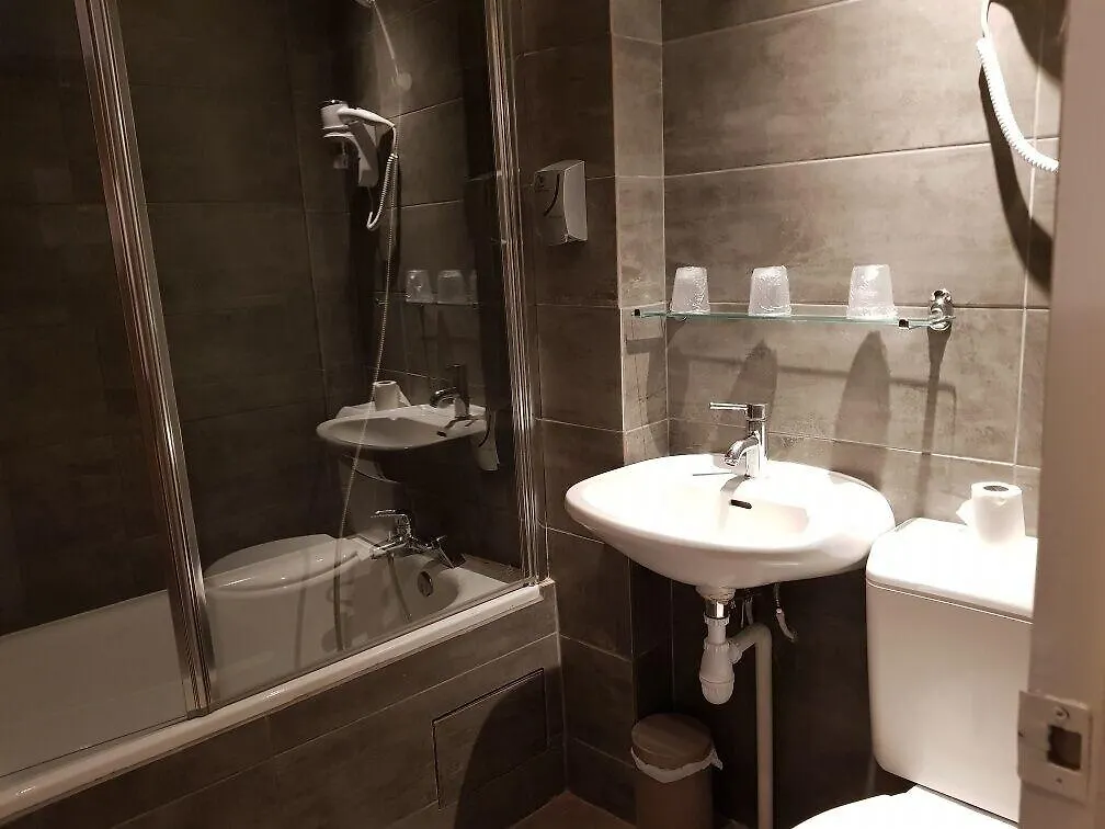 פריז Hotel Du Maine
