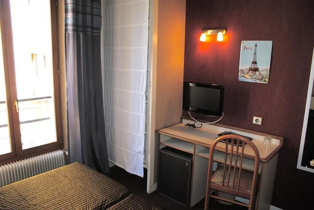 **  Hotel Du Maine Paris France